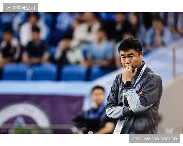 于根伟部署高位压迫战术，津门虎利用开场体能冲击对手。